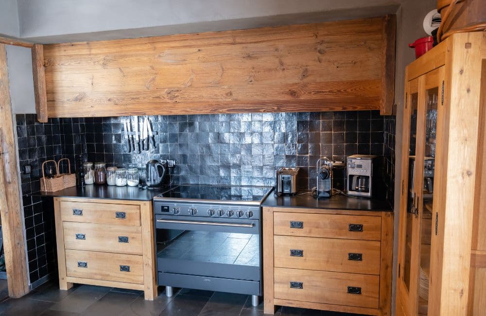 Cuisine équipée vue 1