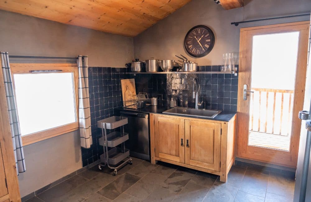 Cuisine équipée vue 2